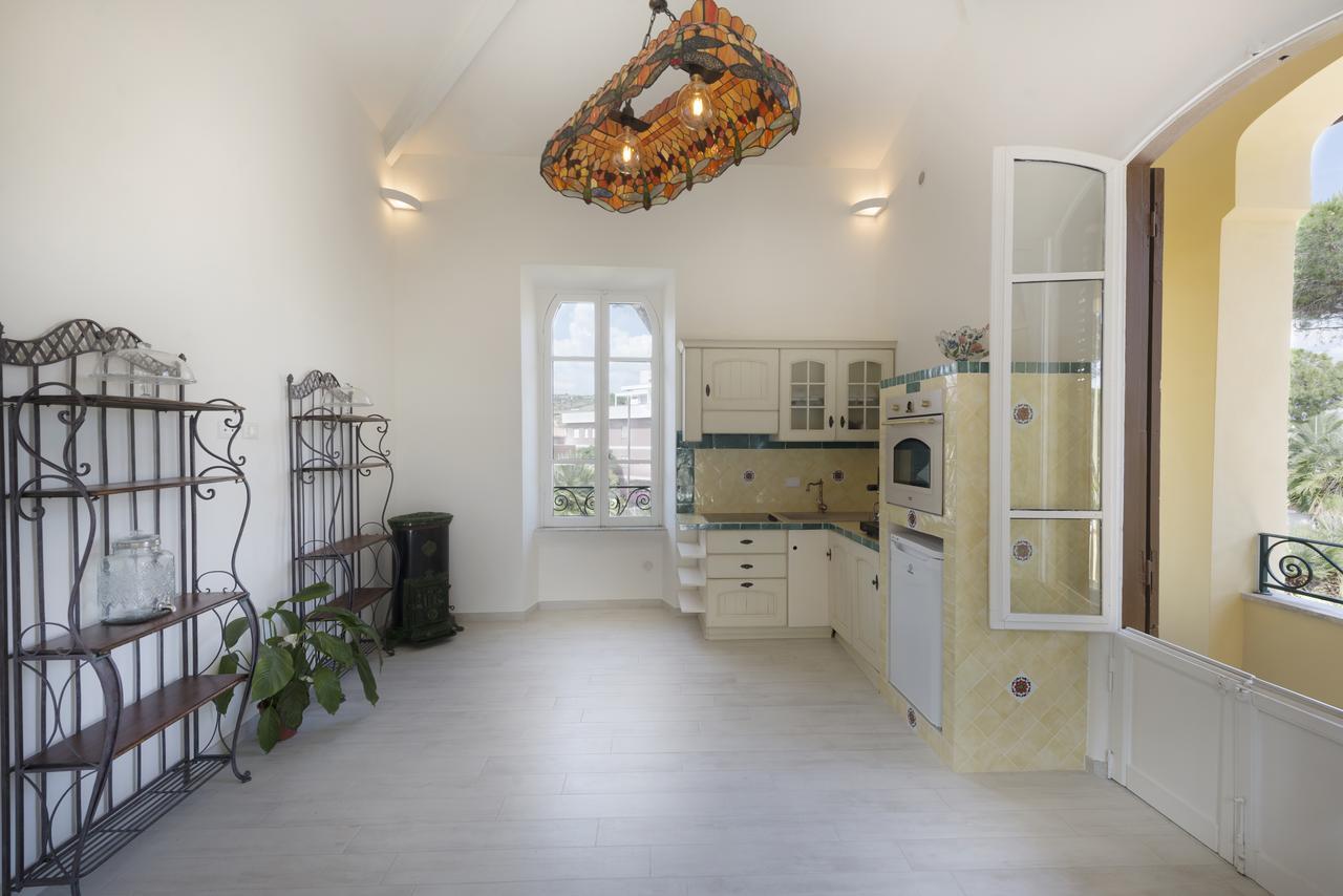 Villino Emanuele Bed & Breakfast Santa Marinella Bagian luar foto